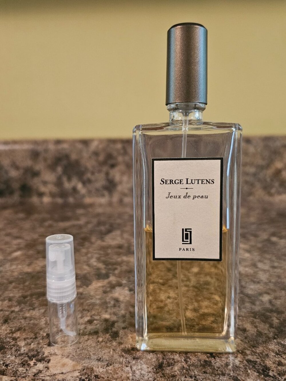 2 ML Sample JEUX DE PEAU by Serge Lutens Perfume EDP Vintage Original